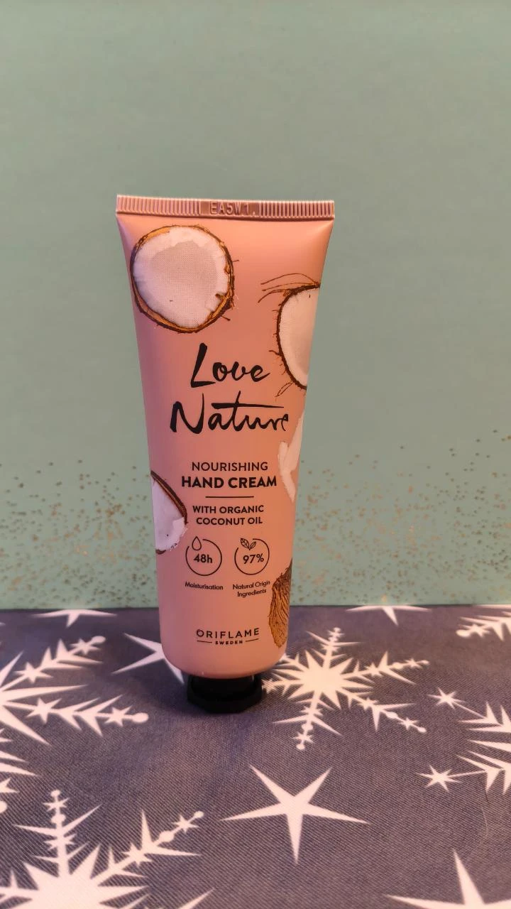 Creme de Mãos Nutritivo com Óleo de Coco Biológico Love Nature